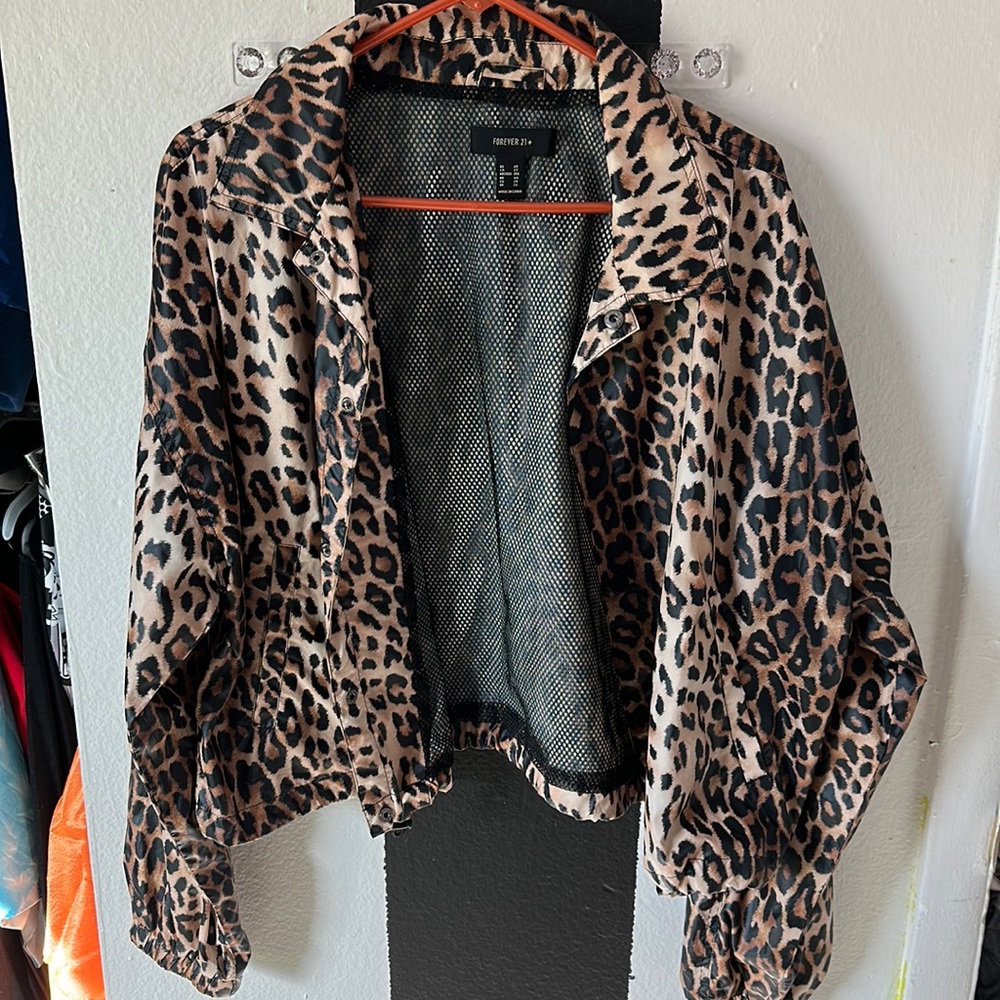 Forever 21+, windbreaker, Active jacket - Cheetah print / Size: 2XL